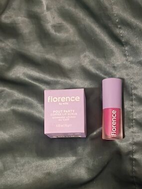 Florence by Mills Pout Party Lip Scrub & Liquid Lipstick In Shade Go Off